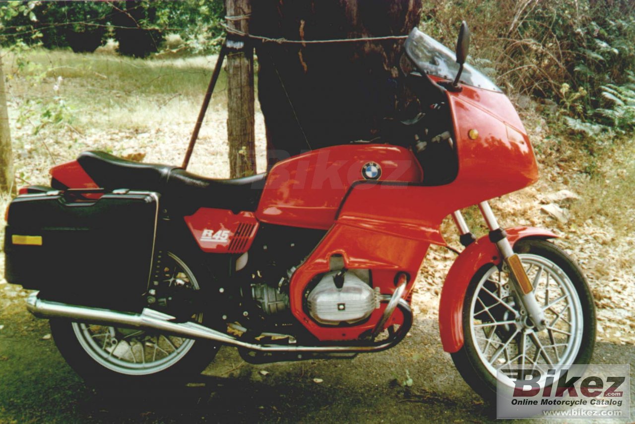 Big nymous user. r 45 picture and wallpaper from Bikez.com
